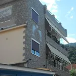 Pensión Orfeas Vasiliki
